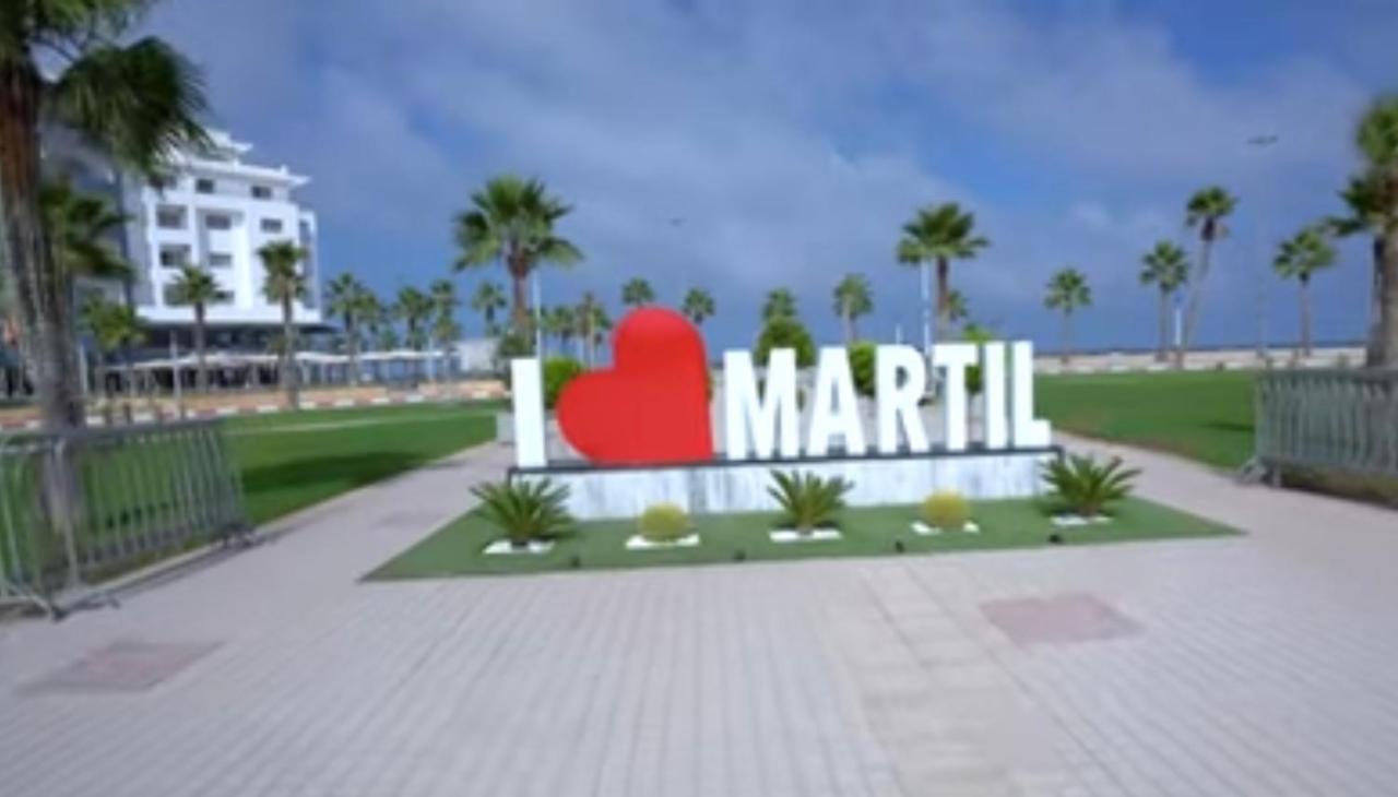 Luxueux Appartement Avec Vue Sur Mer A Martil Exterior photo